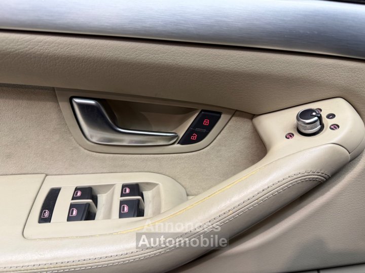 Audi S8 52 FSI V10 450 Quattro Tiptronic A - 25