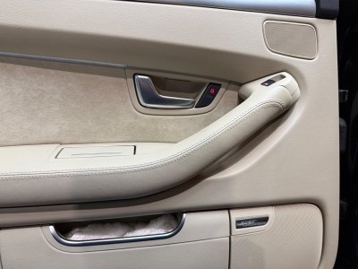 Audi S8 52 FSI V10 450 Quattro Tiptronic A - 45