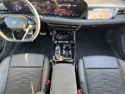 Audi A6 E-TRON AVANT e-tron Avant Performance 367 ch S line   - 31