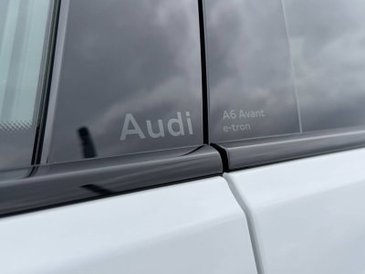 Audi A6 E-TRON AVANT e-tron Avant Performance 367 ch S line   - 42
