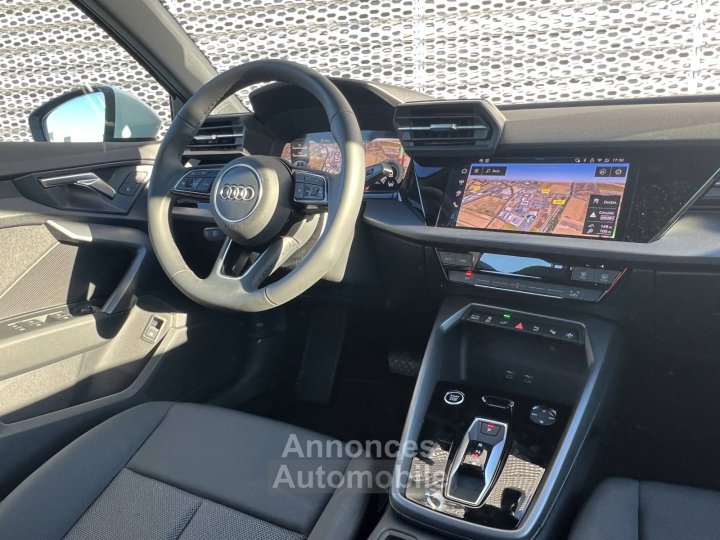 Audi A3 ALLSTREET Allstreet TFSI e Hybride rechargeable 204 S tronic 6 Design - 11