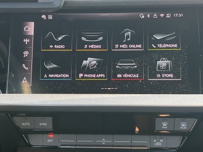 Audi A3 ALLSTREET Allstreet TFSI e Hybride rechargeable 204 S tronic 6 Design   - 13