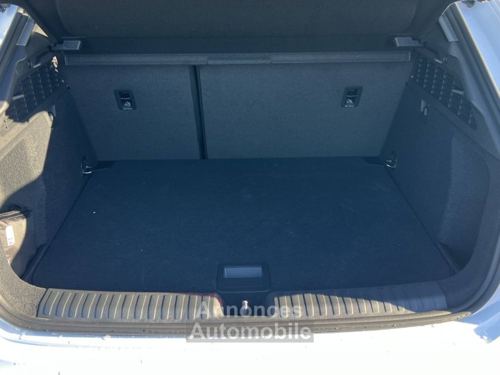 Audi A3 ALLSTREET Allstreet TFSI e Hybride rechargeable 204 S tronic 6 Design - 24