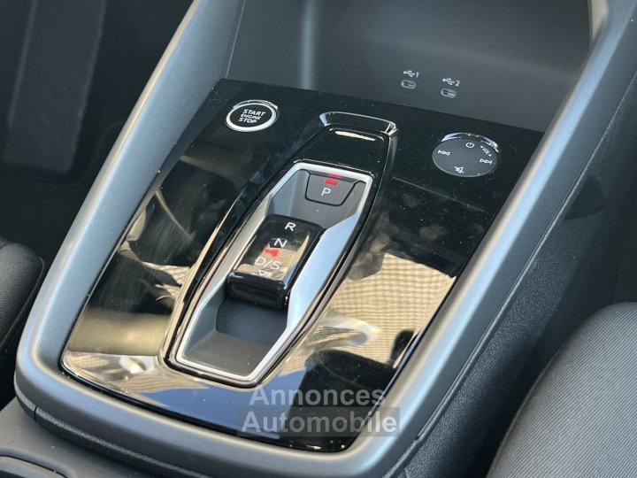 Audi A3 ALLSTREET Allstreet TFSI e Hybride rechargeable 204 S tronic 6 Design - 25