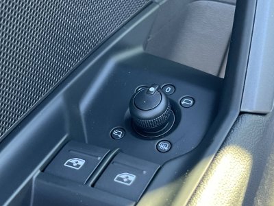 Audi A3 ALLSTREET Allstreet TFSI e Hybride rechargeable 204 S tronic 6 Design   - 28