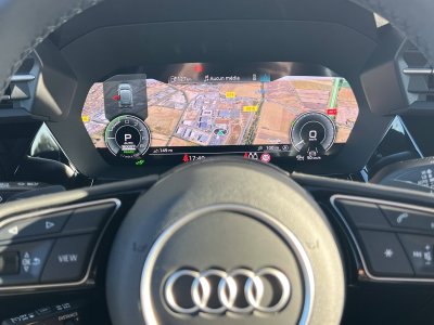 Audi A3 ALLSTREET Allstreet TFSI e Hybride rechargeable 204 S tronic 6 Design   - 33
