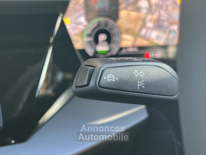 Audi A3 ALLSTREET Allstreet TFSI e Hybride rechargeable 204 S tronic 6 Design - 34