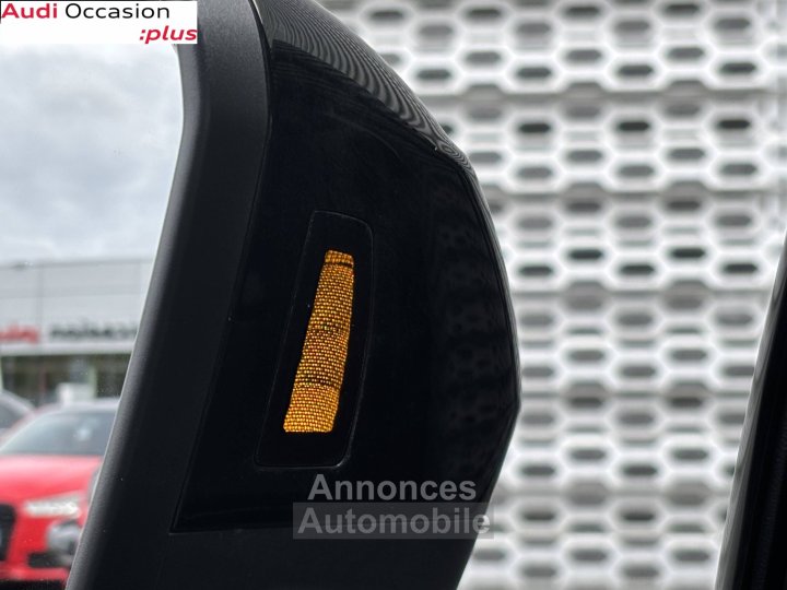 Audi Q3 35 TDI 150 ch S tronic 7 S line plus - 32