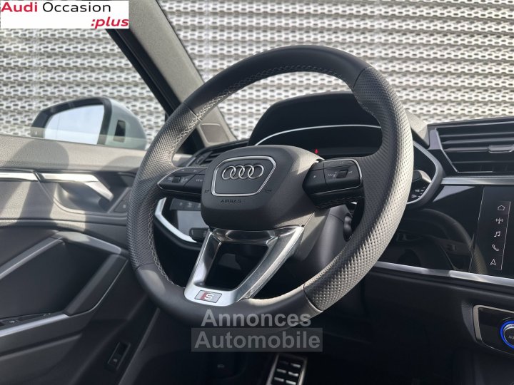 Audi Q3 35 TFSI 150 ch S tronic 7 S line - 7