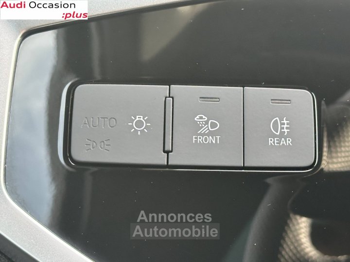 Audi Q3 35 TFSI 150 ch S tronic 7 S line - 19