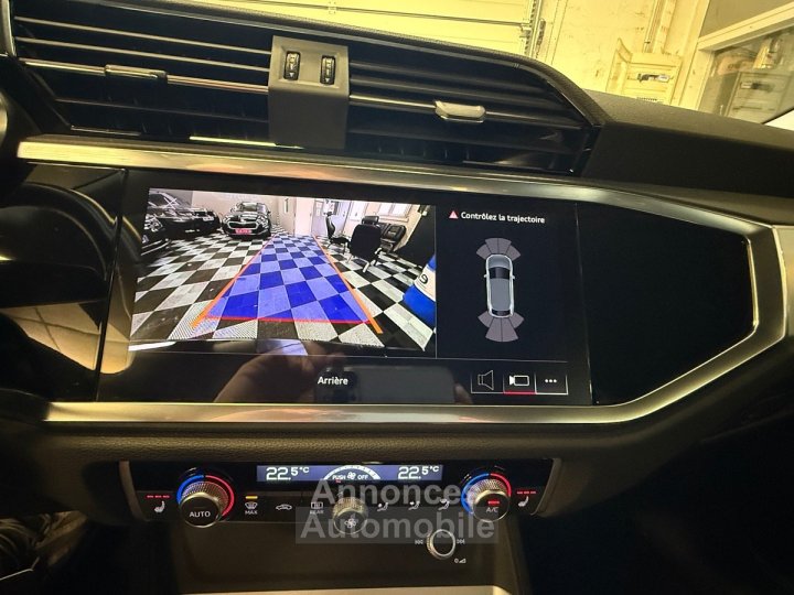 Audi Q3 SPORTBACK 45 TFSIE 245 CV DESIGN S TRONIC - 11