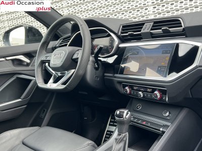 Audi Q3 35 TFSI 150 ch S tronic 7 S line plus   - 7