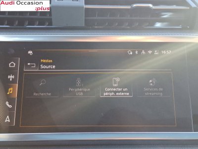 Audi Q3 35 TDI 150 ch S tronic 7 S line plus - 23