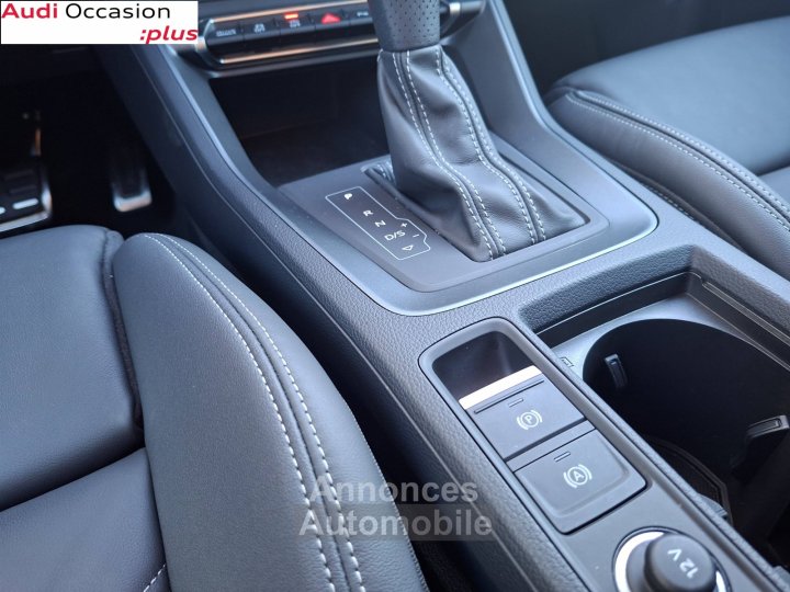 Audi Q3 35 TDI 150 ch S tronic 7 S line plus - 36