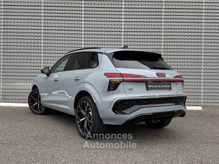 Audi Q3 HYBRIDE e-hybrid 272 ch S tronic 6 Design - 4