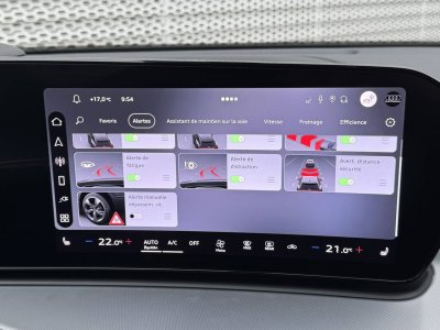 Audi Q3 HYBRIDE e-hybrid 272 ch S tronic 6 Design   - 17