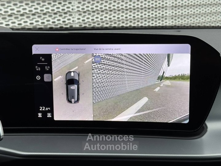 Audi Q3 HYBRIDE e-hybrid 272 ch S tronic 6 Design - 27