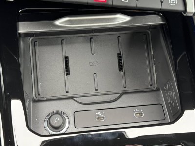 Audi Q3 HYBRIDE e-hybrid 272 ch S tronic 6 Design   - 46