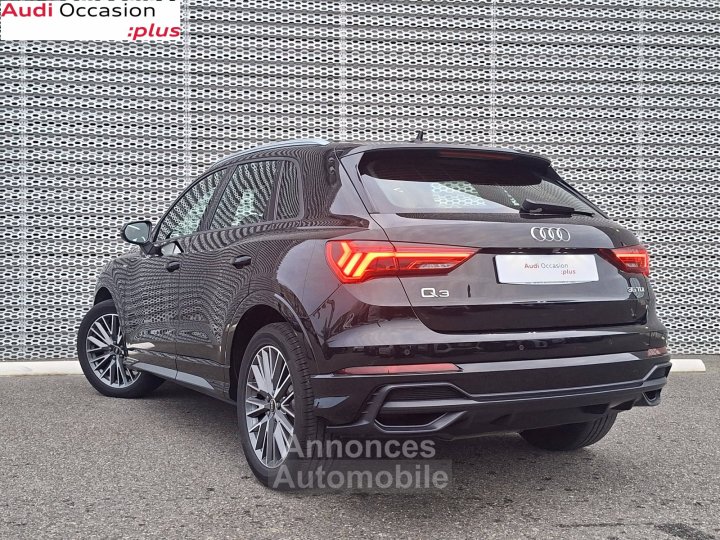 Audi Q3 35 TDI 150 ch S tronic 7 S line - 4