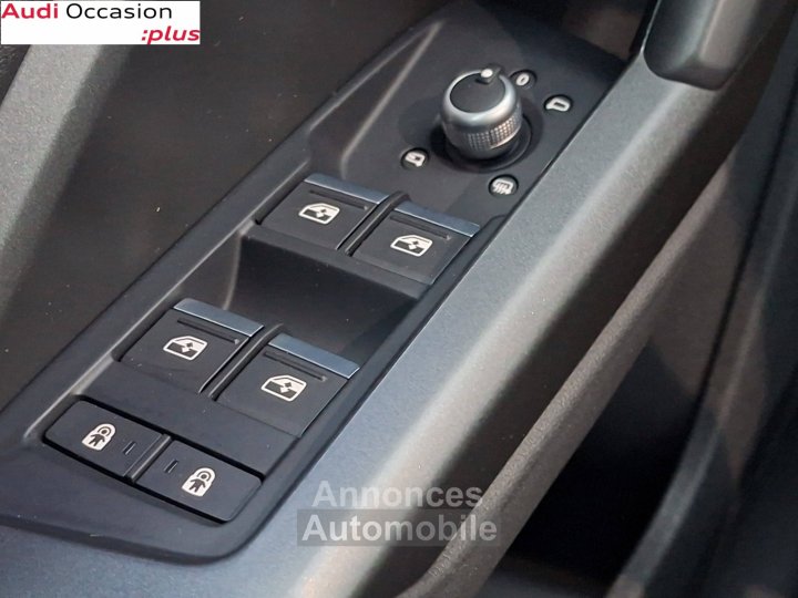 Audi Q3 35 TDI 150 ch S tronic 7 S line - 36