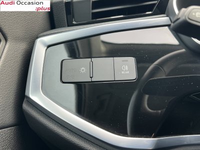 Audi Q3 35 TDI 150 ch S tronic 7 Design - 30