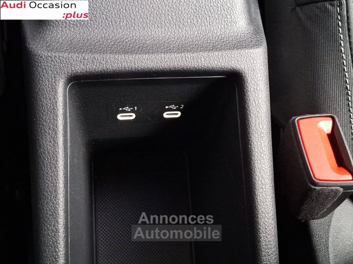 Audi Q2 35 TFSI 150 S tronic 7 S line - 31