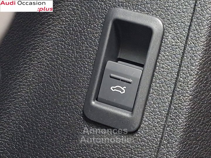 Audi Q3 Sportback 35 TDI 150 ch S tronic 7 Design - 36