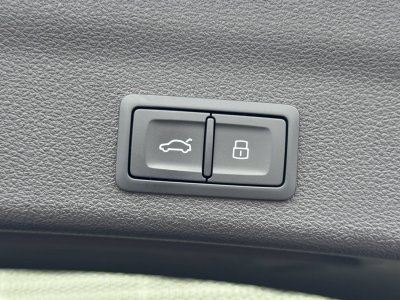 Audi A6 AVANT Avant 55 TFSIe 367 ch S tronic 7 Quattro Competition   - 36