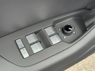 Audi A6 AVANT Avant 55 TFSIe 367 ch S tronic 7 Quattro Competition   - 37