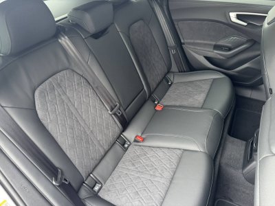 Audi A5 AVANT Avant e-hybrid 367 ch S tronic 7 Quattro S line   - 8