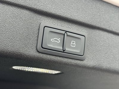 Audi A5 AVANT Avant e-hybrid 367 ch S tronic 7 Quattro S line   - 33