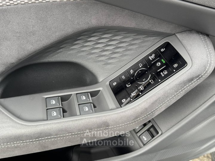 Audi A5 AVANT Avant e-hybrid 367 ch S tronic 7 Quattro S line - 37