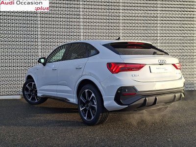 Audi Q3 Sportback 45 TFSIe 245 ch S tronic 6 S line   - 4