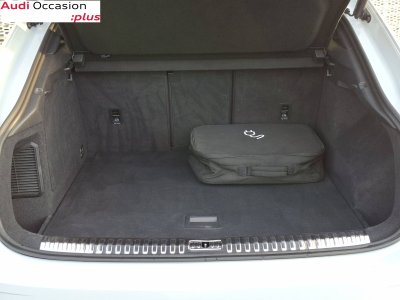 Audi Q3 Sportback 45 TFSIe 245 ch S tronic 6 S line   - 16