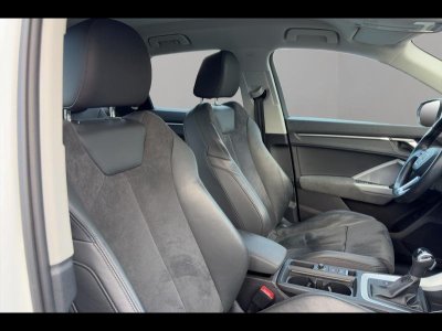 Audi Q3 35 TFSI 150ch Mild Hybrid Design Luxe S tronic 7   - 13