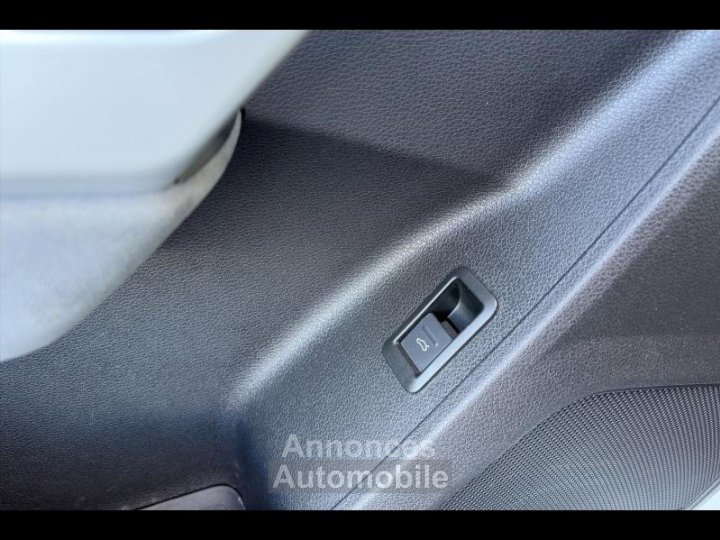 Audi Q3 35 TFSI 150ch Mild Hybrid Design Luxe S tronic 7 - 17