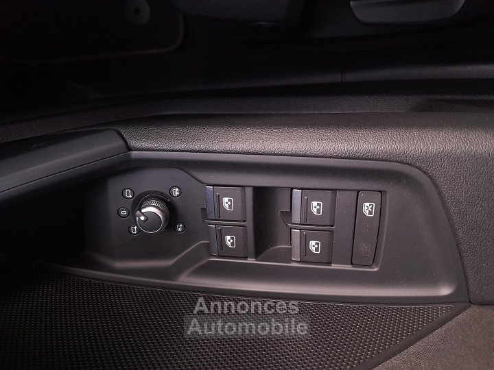 Audi A3 Sportback 30 TFSI 110CH DESIGN - 19