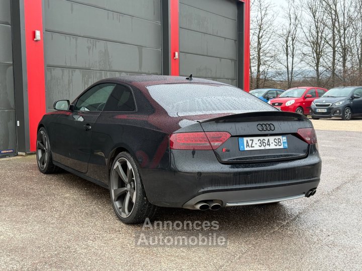 Audi S5 V8 42 FSi 354 Quattro Tiptronic A - 4