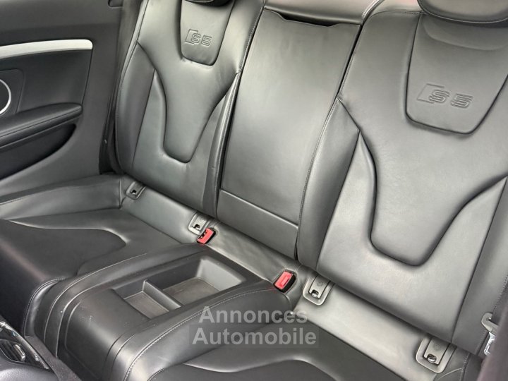 Audi S5 V8 42 FSi 354 Quattro Tiptronic A - 25