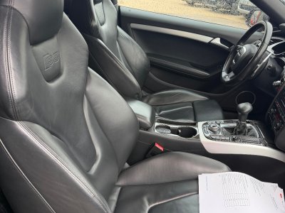 Audi S5 V8 42 FSi 354 Quattro Tiptronic A - 30