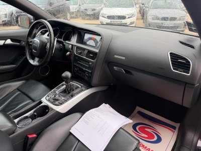 Audi S5 V8 42 FSi 354 Quattro Tiptronic A - 32