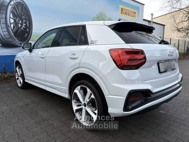 Audi Q2 40 TFSI QAUTTRO S LINE-OPTIK-PAKET-PANO - 8