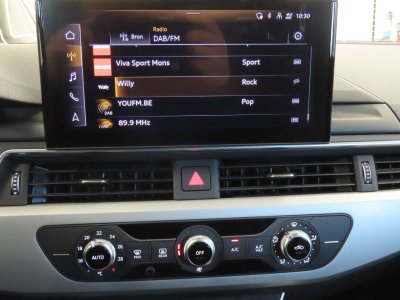 Audi A4 30TDi Avant STRONIC   - 11