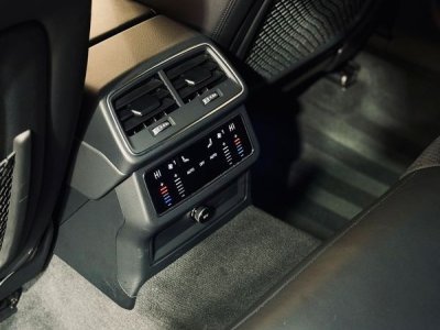 Audi S6 avant v6 30 tdi 344 quattro tiptronic 8 - 9