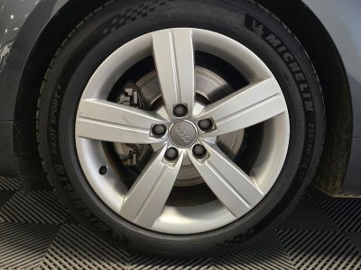 Audi TT coupe 20 tfsi 200ch s-tronic bva %2B entretien dsg ok - 10