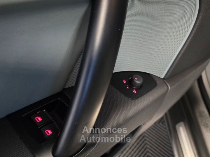 Audi TT coupe 20 tfsi 200ch s-tronic bva %2B entretien dsg ok - 17