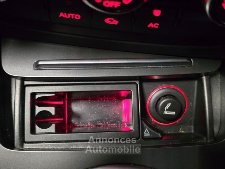 Audi TT coupe 20 tfsi 200ch s-tronic bva %2B entretien dsg ok - 27