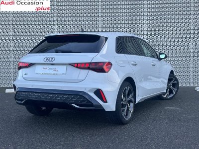 Audi A3 Sportback TFSI Mild Hybrid 116 S tronic 7 S line - 4