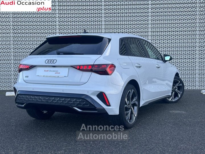 Audi A3 Sportback TFSI Mild Hybrid 116 S tronic 7 S line - 4