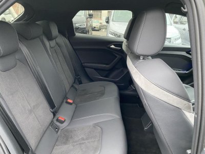 Audi A1 Sportback II 40 TFSI 200 S LINE S TRONIC 7 PACK LAUNCH EDITION   - 9